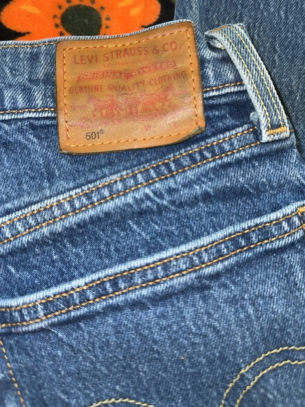 Women’s Levi’s 501s SZ 26x26